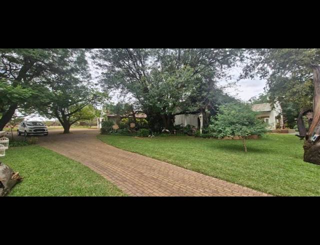 FARM FOR SALE IN MNANDI